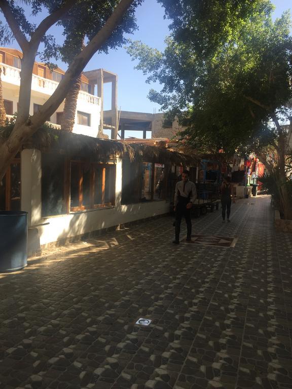 Seven Heaven Hotel דהב מראה חיצוני תמונה