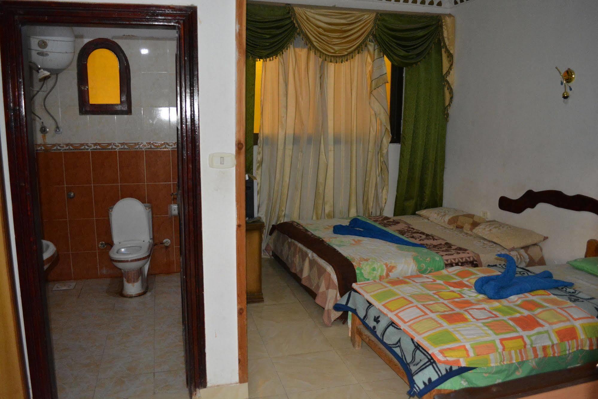 Seven Heaven Hotel דהב מראה חיצוני תמונה